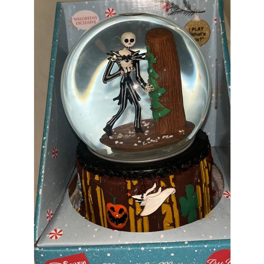 Disney The Nightmare Before Christmas Jack Skellington Musical SnoMotion Globe - Picture 3 of 15